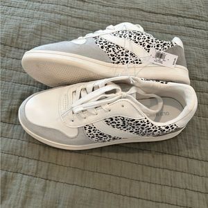 Old Navy Shoes Old Navy Leopard Tennis Shoes Poshmark
